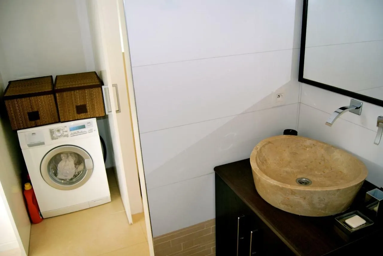 Modern Apartment In Uccle - Brussels
